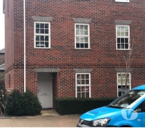 Full body massage Hertfordshire Stevenage - Photos for Male body waxing and grooming . Massage therapist